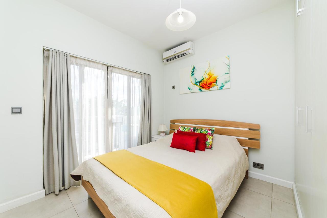 Beachcove Apartment 9 In Pereybere 佩雷贝勒 外观 照片