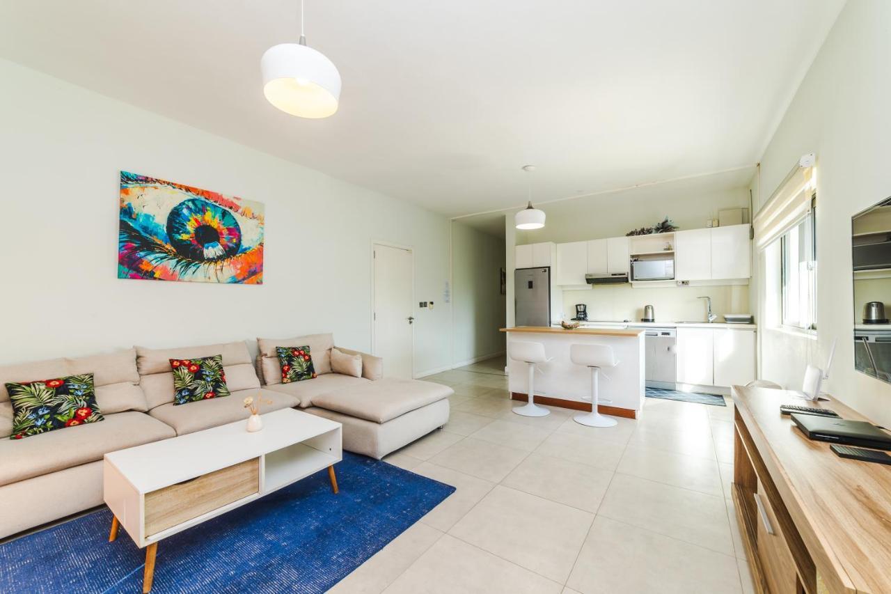 Beachcove Apartment 9 In Pereybere 佩雷贝勒 外观 照片